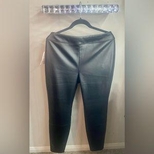 NWT Vegan Leather Black Leggings, XXL